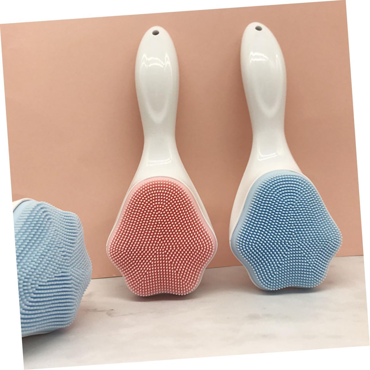 Silicone Facial Cleaning Brush Manual Face Scrubber for Deep Cleansing Gentle Exfoliation