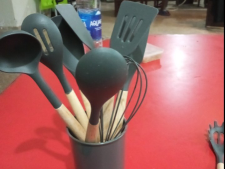 Image #2 from Hania Ali