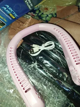 Image #2 from Farah Khan