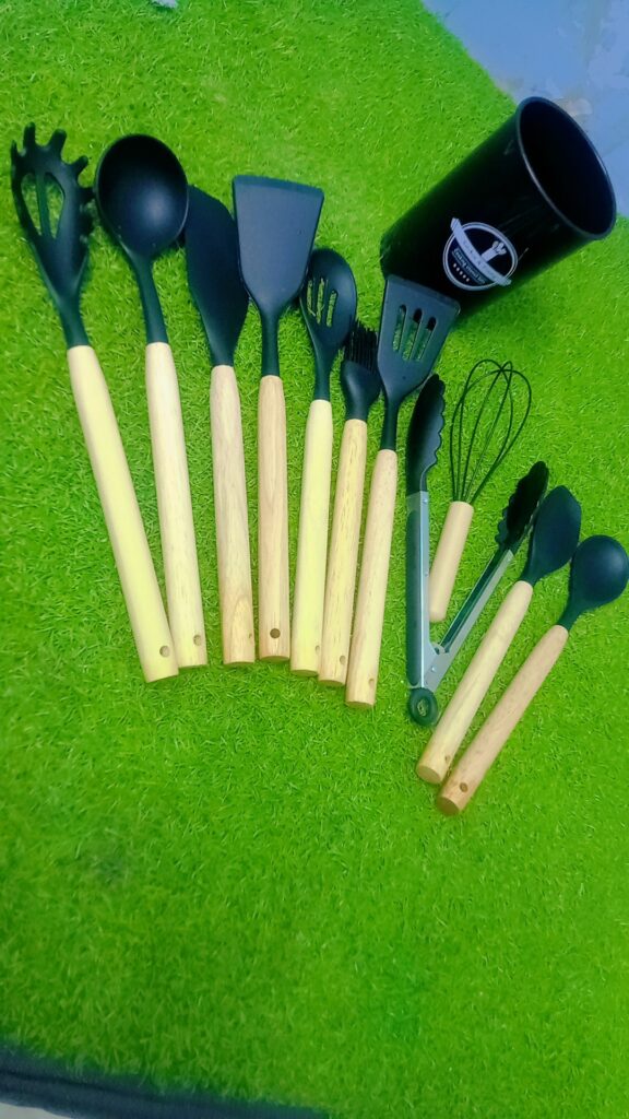 Image #1 from Esha Khan